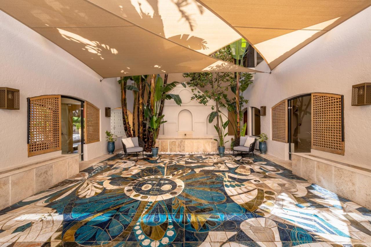 Hotel Byblos แซ็ง-ทรอเป ภายนอก รูปภาพ